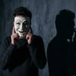 Narcisista oculto: como identificar e se proteger do abuso invisível